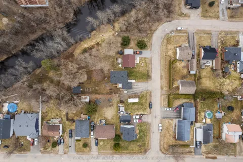 612 FAIRVIEW Avenue, Laurentian Valley, ON K8A 4J3