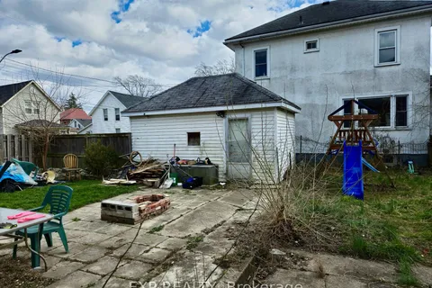 93 State Street, Welland, ON L3B 4K6