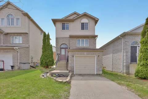 34 PHAIR Crescent, London South, ON N5Z 5B5