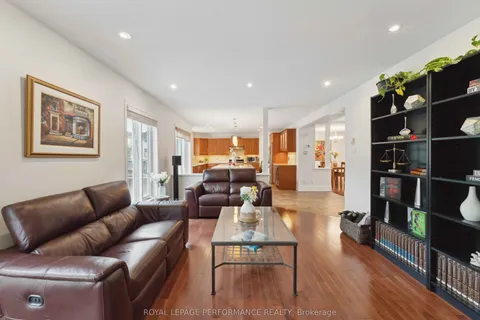 1060 Charest Way, Orleans - Cumberland and Area, ON K4A 4B1