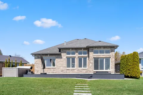 13 Flett Street, Edwardsburgh/Cardinal, ON K0E 1E0