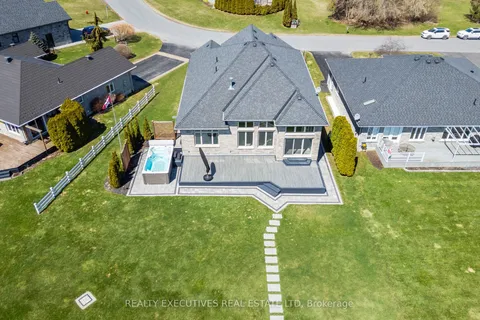 13 Flett Street, Edwardsburgh/Cardinal, ON K0E 1E0