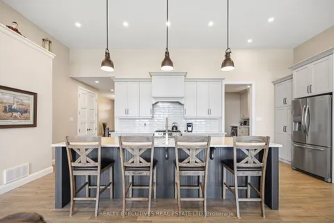 13 Flett Street, Edwardsburgh/Cardinal, ON K0E 1E0