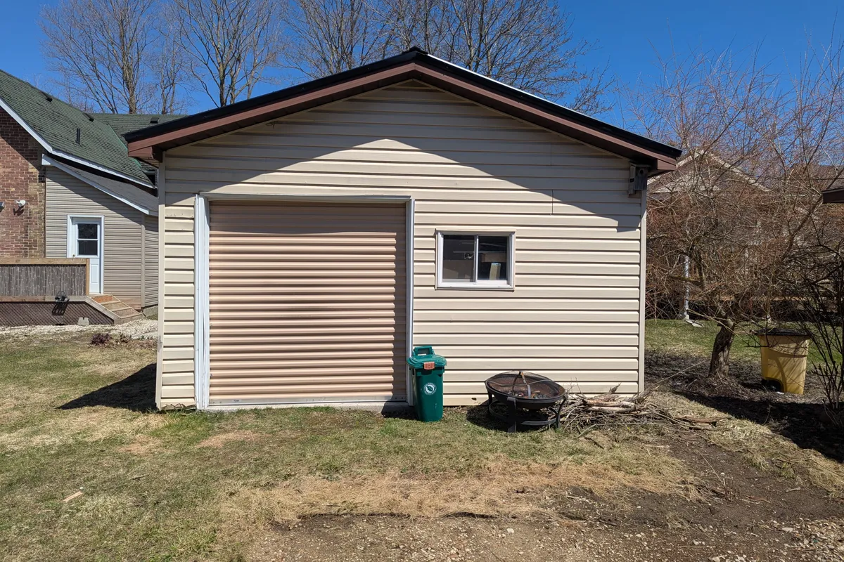 63 William Street, ON N0G 1Z0