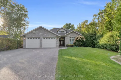 82 BELL Drive, Huron-Kinloss, ON N2Z 0B3
