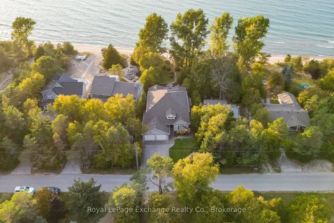 82 BELL Drive, Huron-Kinloss, ON N2Z 0B3