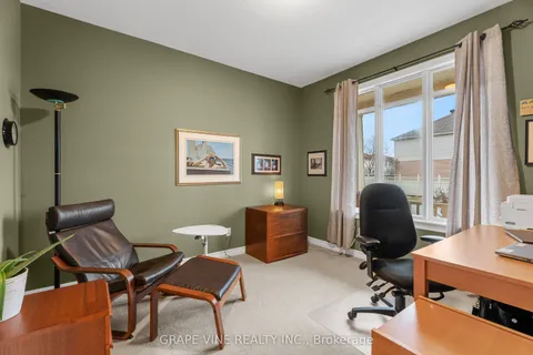 67 Gleeson Way, Barrhaven, ON K2J 4Y9