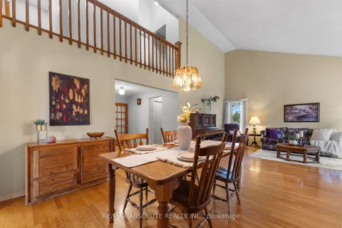 33 Old Orchard Lane, McNab/Braeside, ON K7S 3T3