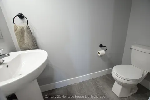 303 SIMCOE Street, Woodstock, ON N4S 1J1