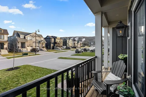 195 Courtland Street, Blue Mountains, ON L9Y 4E4