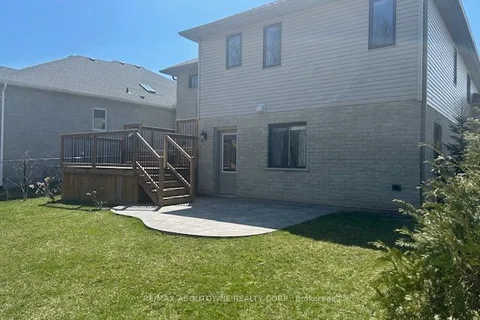 142 Old Field Lane, Central Elgin, ON N5L 0A9