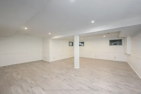 59 Heathdale Court, ON N6K 4B1
