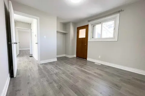 8 Graham Road, Quinte West, ON K8V 5X6