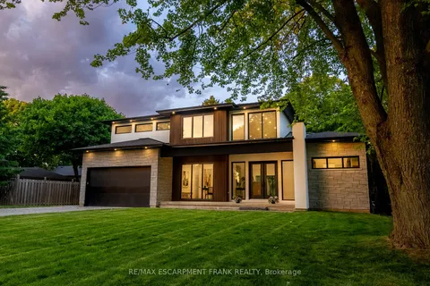 149 Rosemary Lane, Hamilton, ON L9G 2K6