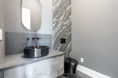 149 Rosemary Lane, Hamilton, ON L9G 2K6