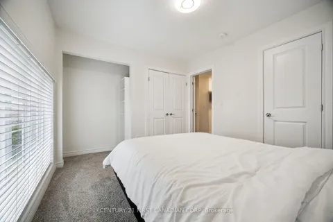 1427 Kains Woods Terrace, London South, ON N6K 4Z7