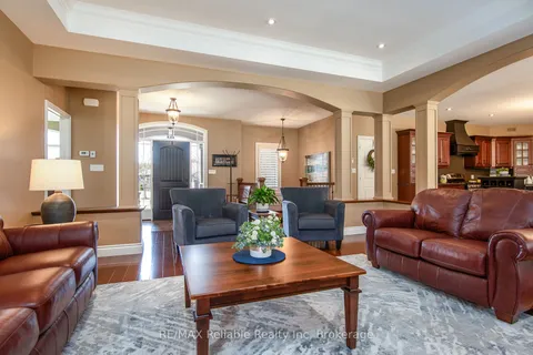 24 Carriage Lane, Bluewater, ON N0M 1G0