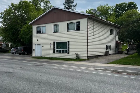 8 Emily Street, Parry Sound, ON P2A 2P3