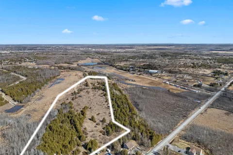 XXXX Ninth Line, ON K7C 3P2