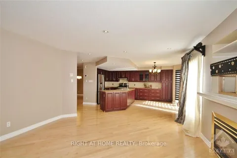 373 Stoneway Drive, Barrhaven, ON K2G 6G8