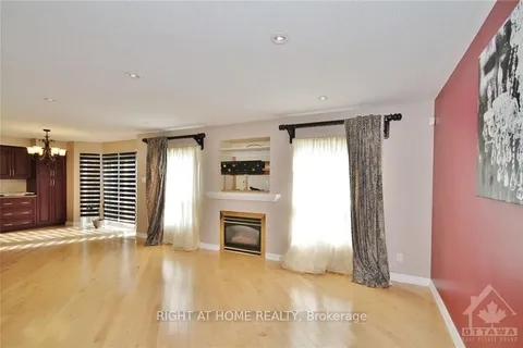 373 Stoneway Drive, Barrhaven, ON K2G 6G8