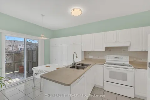 1087 Rocky Harbour Crescent, Blossom Park - Airport and Area, ON K1V 1V4