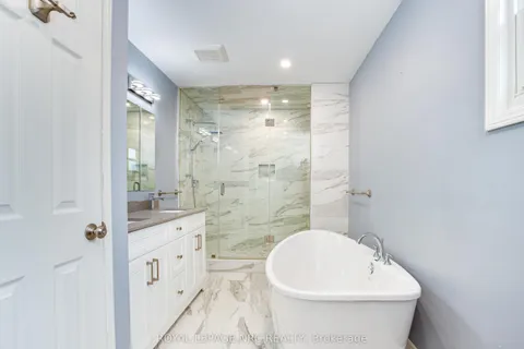 14 Bascary Crescent, St. Catharines, ON L2S 3M7