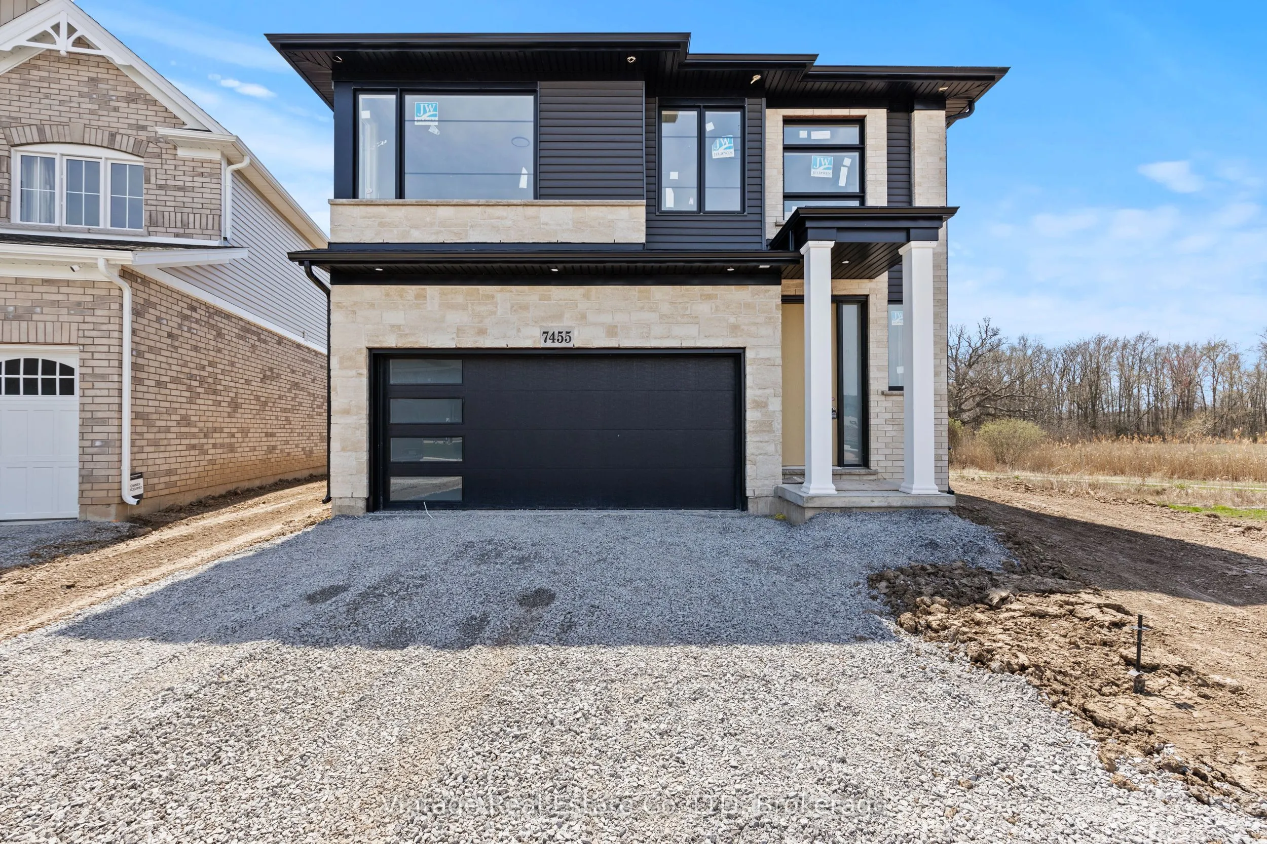 7455 Majestic Trail, Niagara Falls, ON L2H 3V9