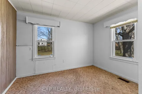 1132 Spears Road, Fort Erie, ON L2A 4N1