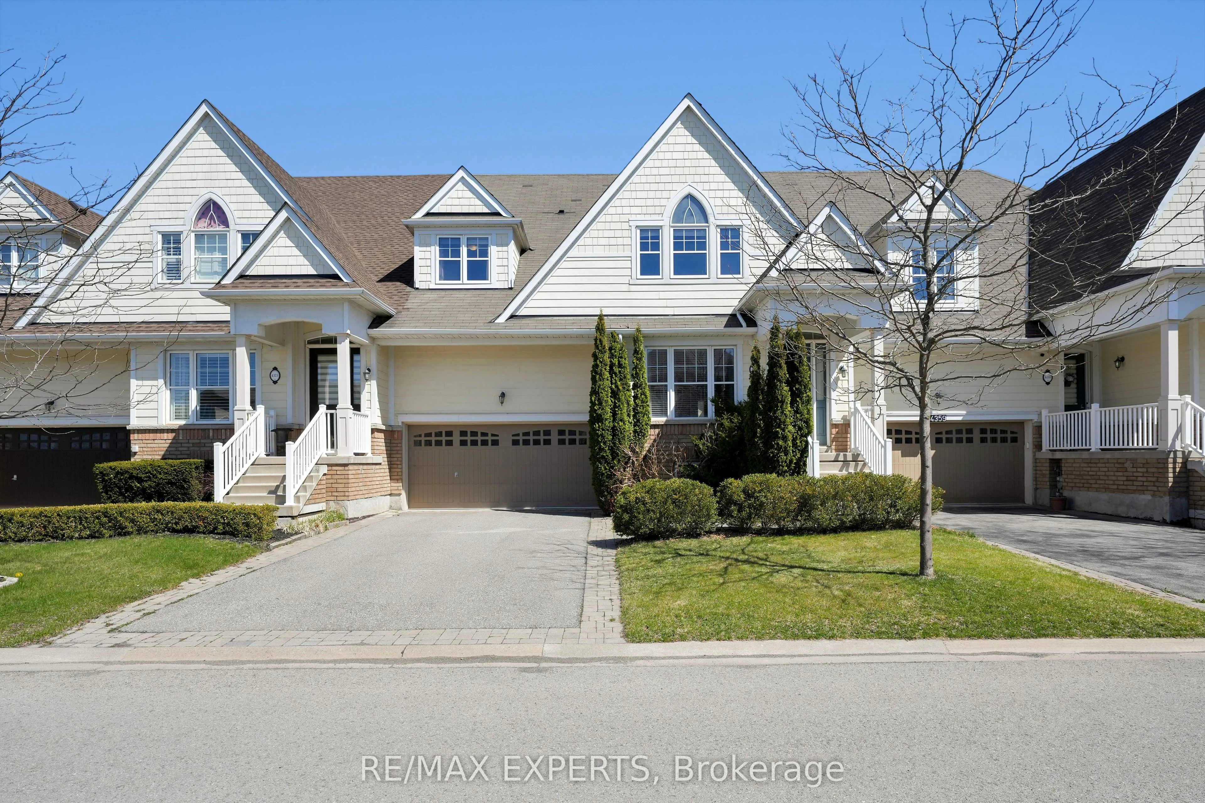 4367 Chemonda Street, Niagara Falls, ON L2G 0E9