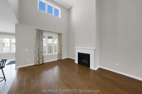 4367 Chemonda Street, Niagara Falls, ON L2G 0E9