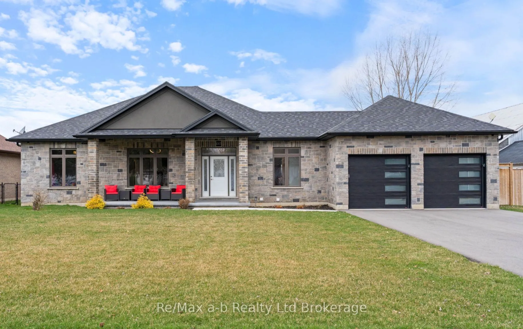 1005 Windham Centre Road, Norfolk, ON N0E 2A0