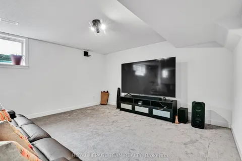 202 Zinnia Way, Blossom Park - Airport and Area, ON K4M 0L4