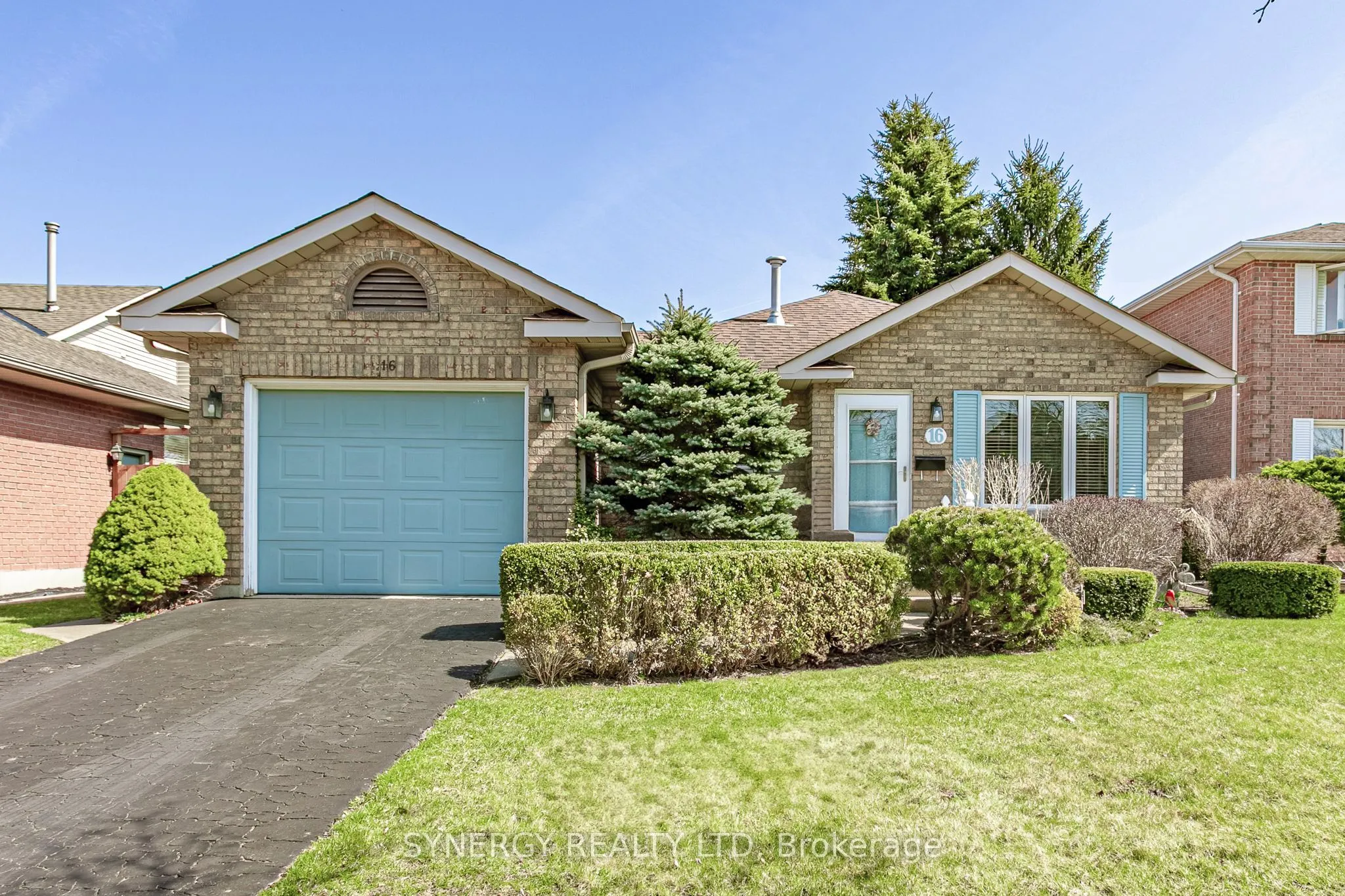 16 Parkview Drive, Strathroy-Caradoc, ON N7G 4A1