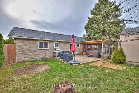 42 Louth Street, St. Catharines, ON L2S 2T4
