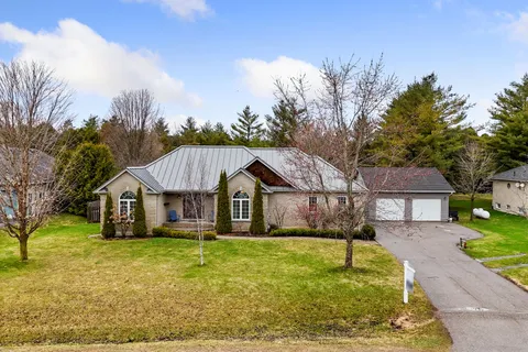 3905 Larose Crescent, Port Hope, ON L0A 1B0