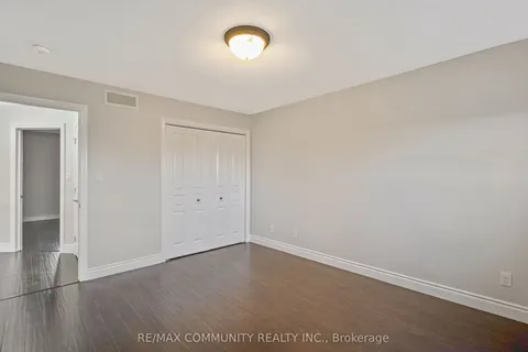 12 Laurel Street, Belleville, ON K8N 0J4