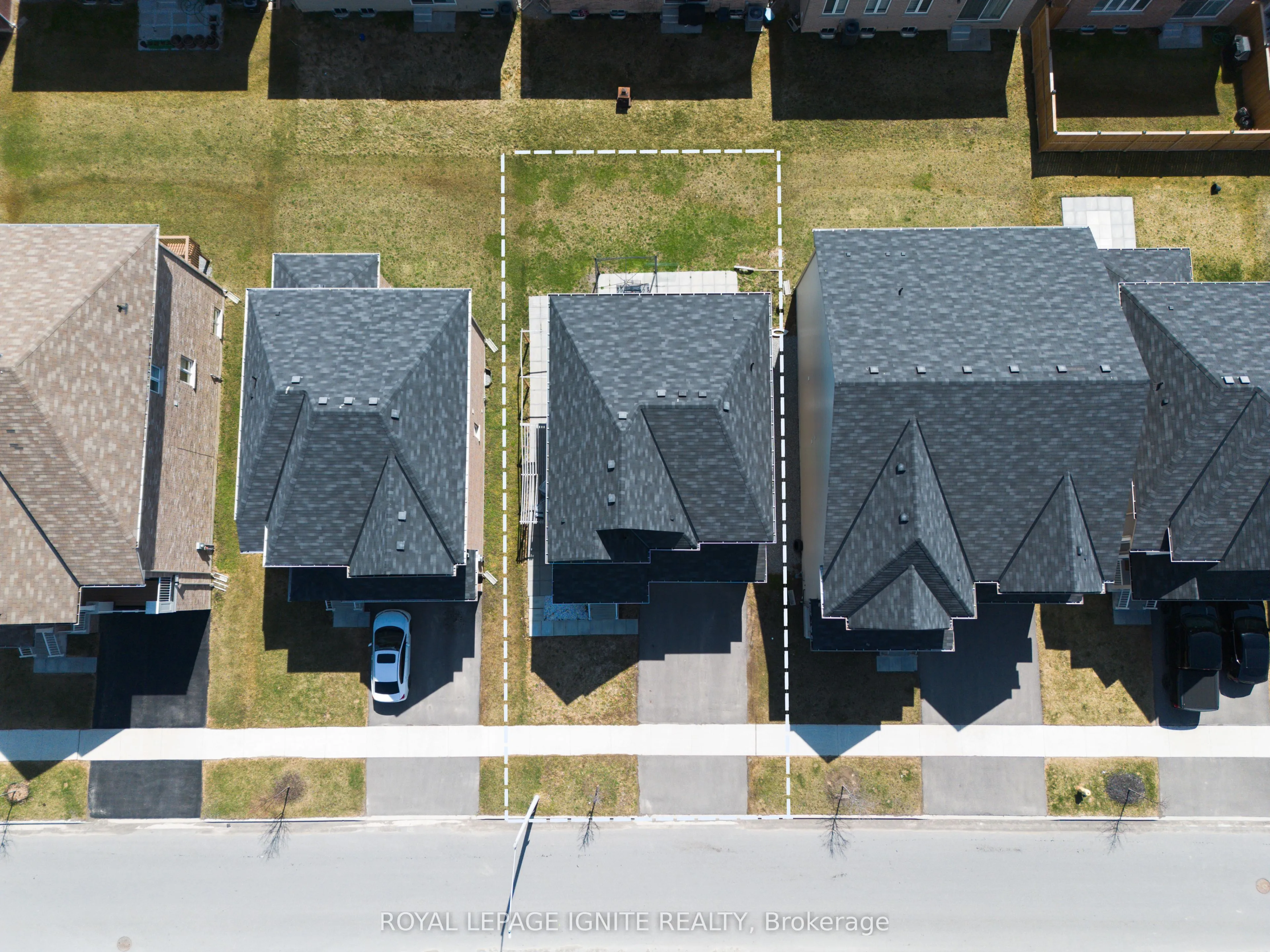 45 Alexandra Drive, Thorold, ON L3B 0G4