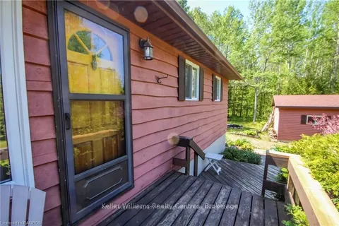132 MAPLE Drive, Northern Bruce Peninsula, ON N0H 1Z0