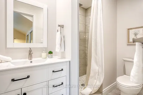 113 Lyndale Crescent, Woodstock, ON N4S 7S8