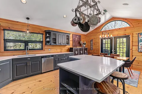 108 Cortina Crescent, Blue Mountains, ON L9Y 0S9