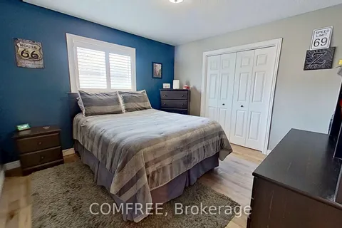 1839 Parkhurst Avenue, London East, ON N5V 2C4