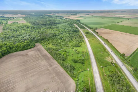 00 McCrimmon Rd, Road, ON K0B 1N0