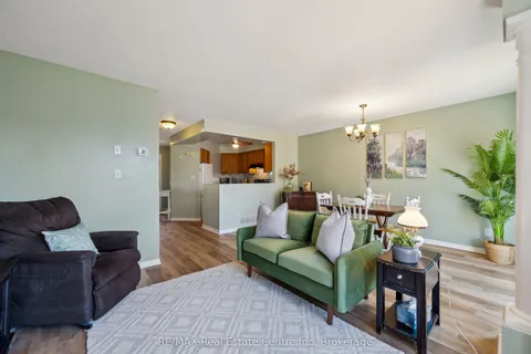 146 Lee Street, Guelph, ON N1E 7E9
