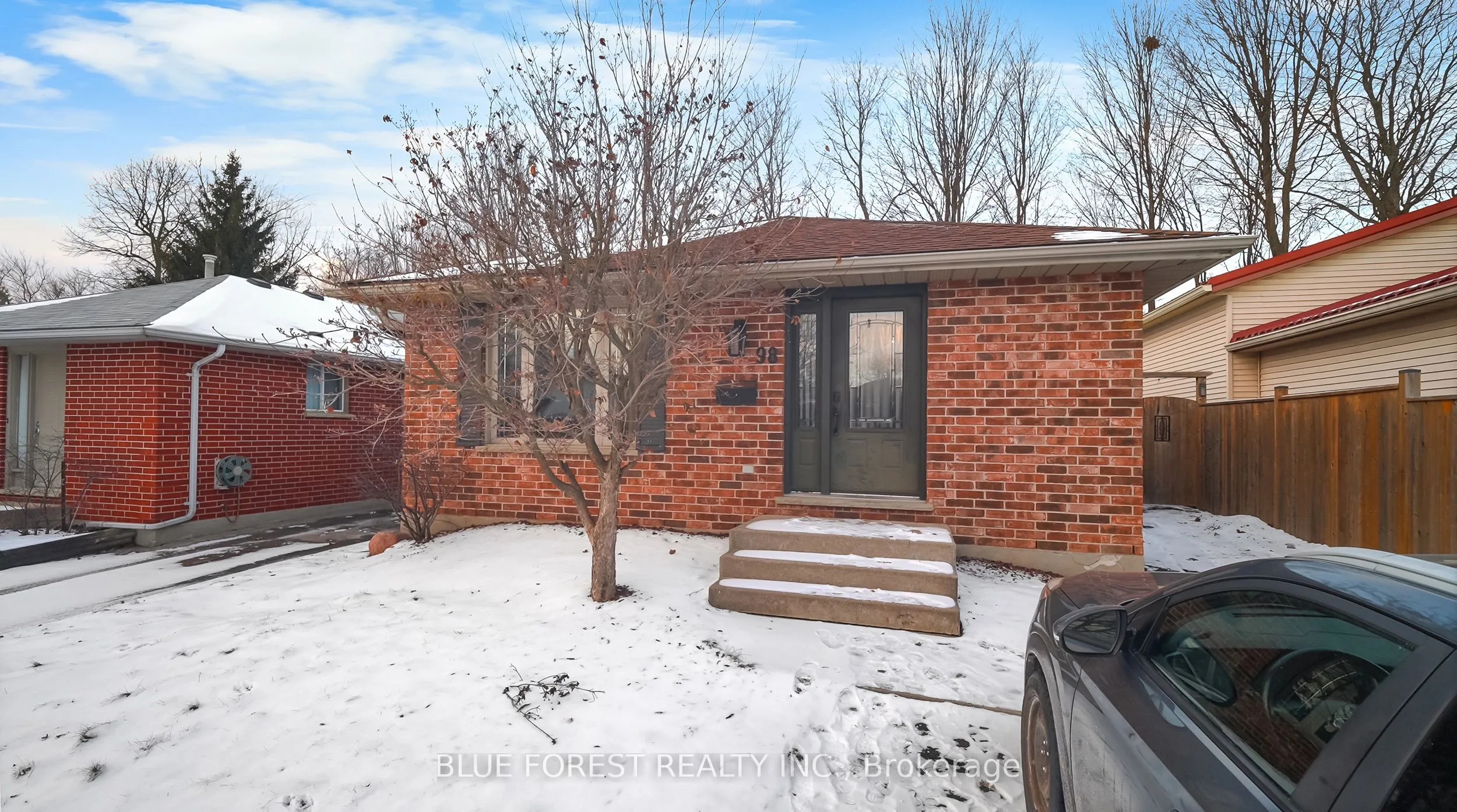 98 Saddy Avenue, London East, ON N5V 4E4