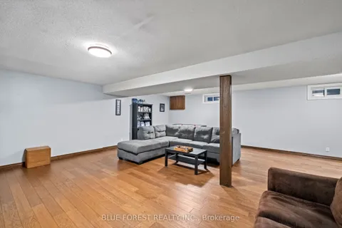98 Saddy Avenue, London East, ON N5V 4E4