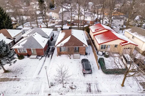 98 Saddy Avenue, London East, ON N5V 4E4