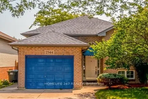 2544 Trappers Avenue, Windsor, ON N8P 1N4