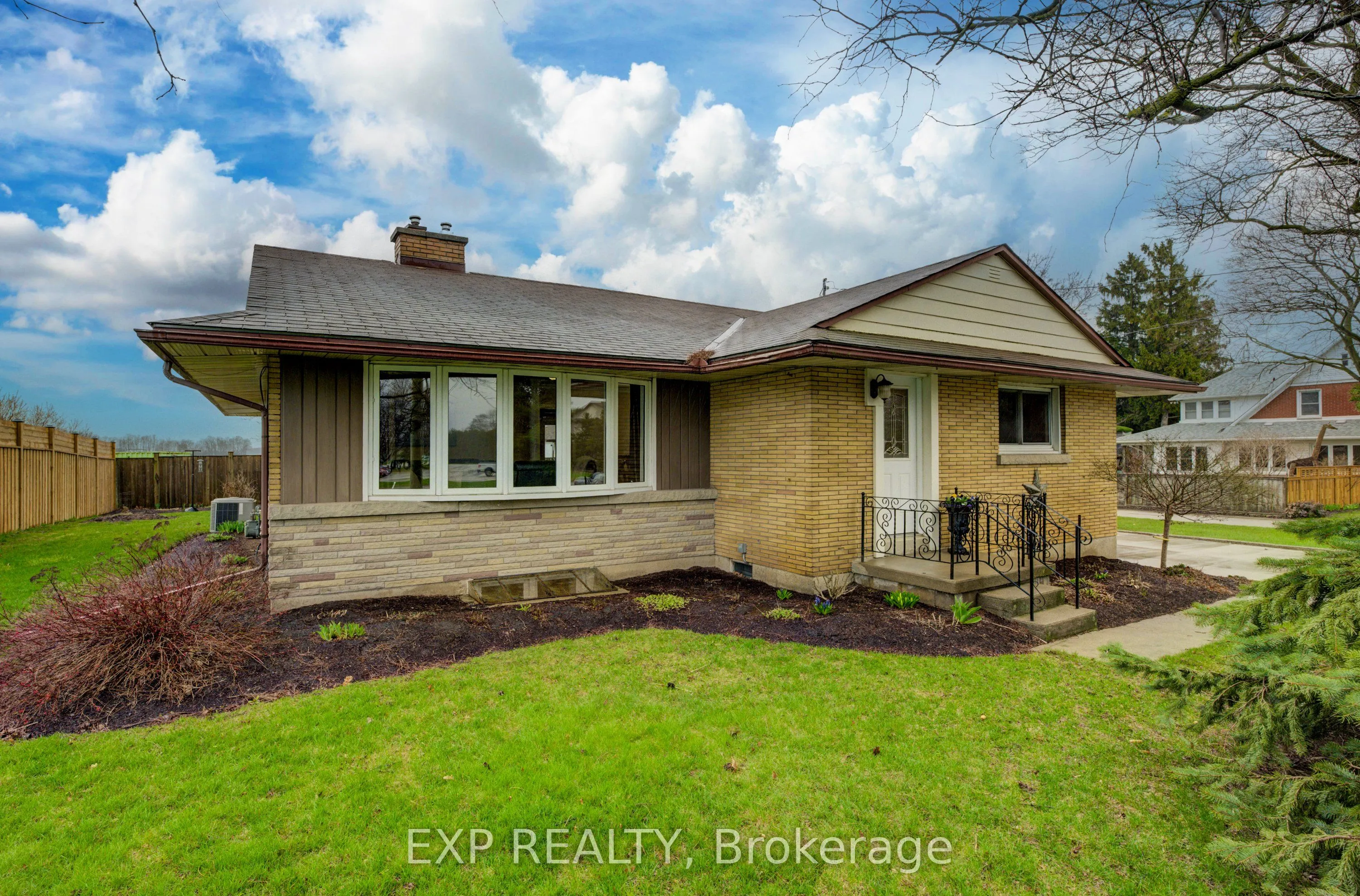 2166 Floradale Road, Woolwich, ON N0B 1V0
