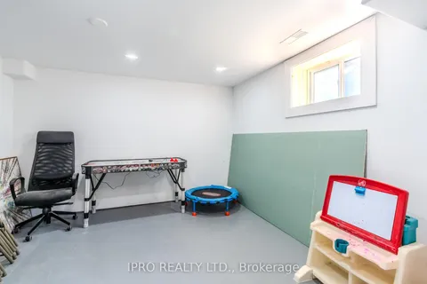 345 Fergus Street, Wellington North, ON N0G 2L2